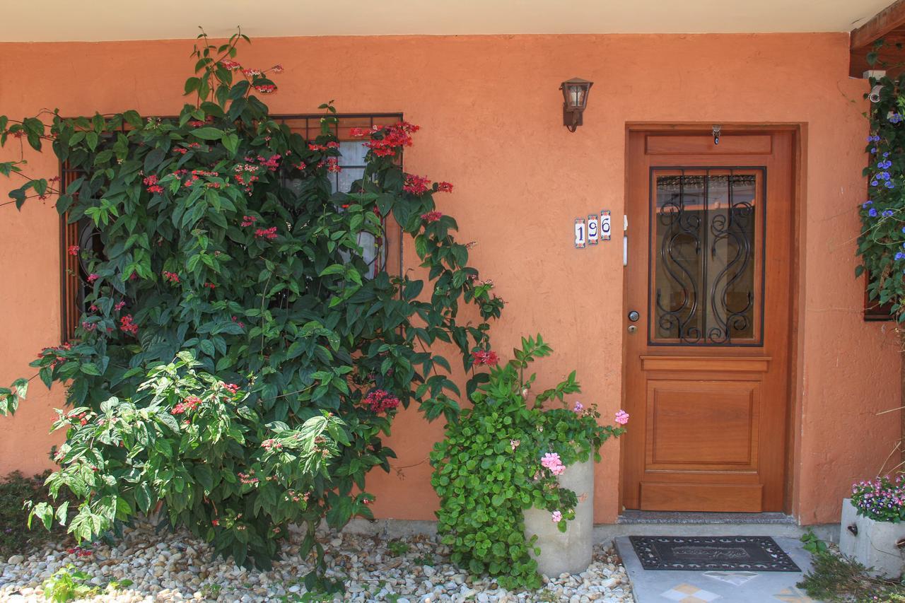 Hostal Mama Africa *